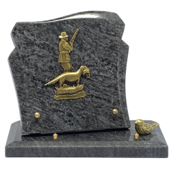 plaque sur socle chasseur
